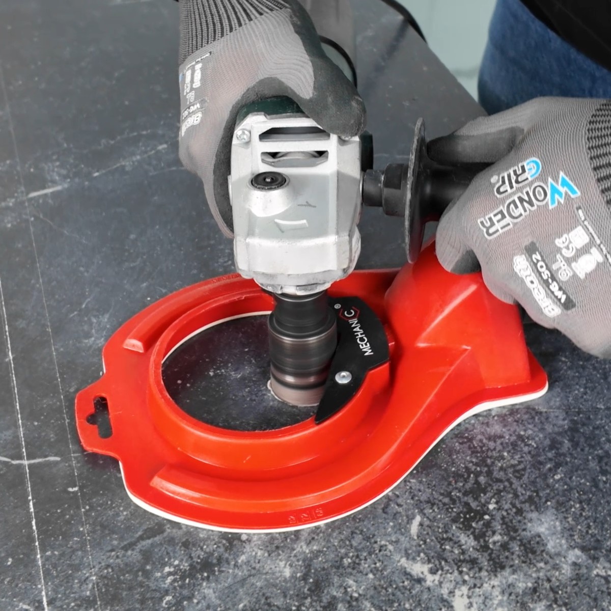 66563aacd7f9cb4c546ec6a77725f45b